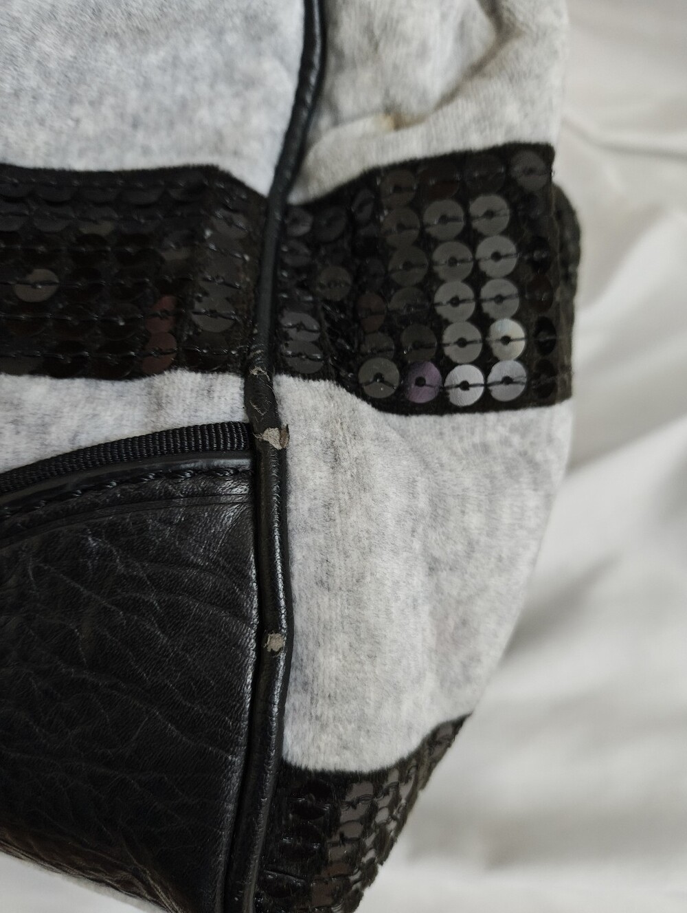 Vintage Juicy Couture Black & Grey Velour, Leather & Sequin Daydreamer Handbag - Picture 11 of 14